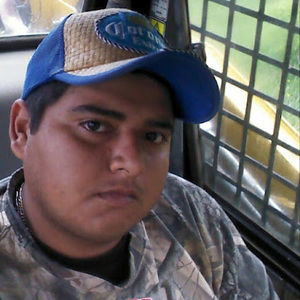 Meet your Posher, Carlos erick